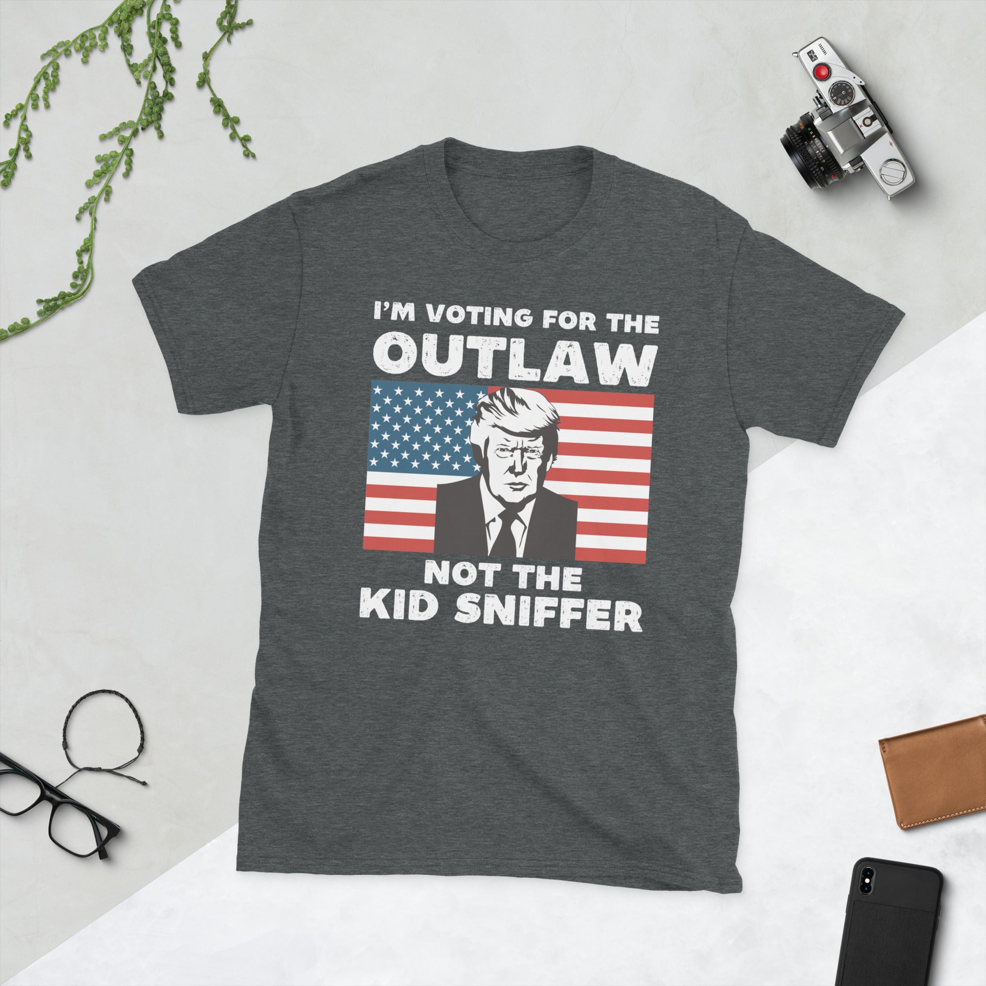 I&#39;m Voting for the Outlaw, Felon Trump 2024 Shirt, Trump Convicted, Felon For President, Republican TShirt, Conservative Tee, Patriotic Gift