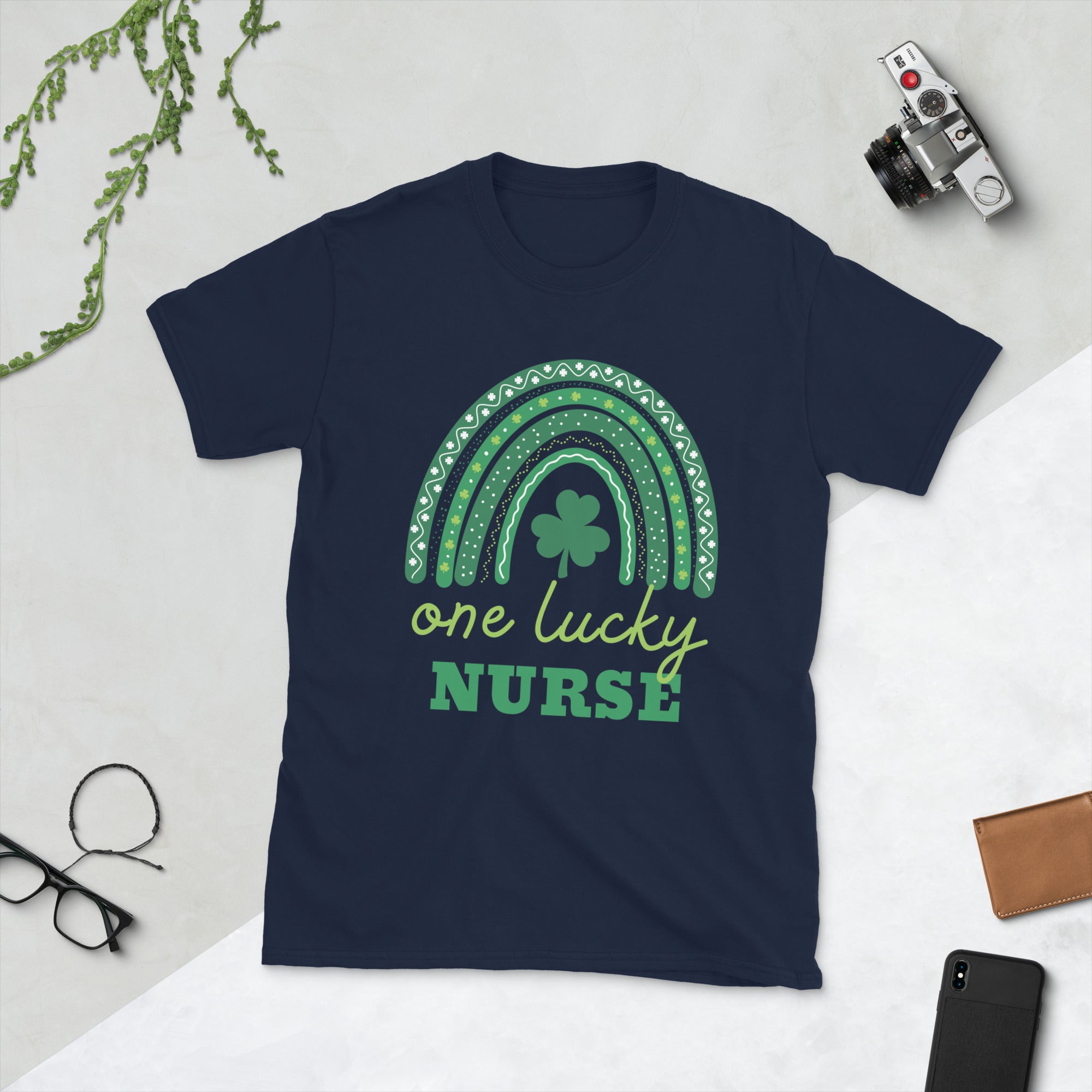 One Lucky Nurse Shirt, St. Patricks Day Krankenschwester Shirt, Lucky Nurse T-Shirt, St. Patricks Krankenschwester Geschenk, irische Krankenschwester Shirt, St Patty Krankenschwester Shirt