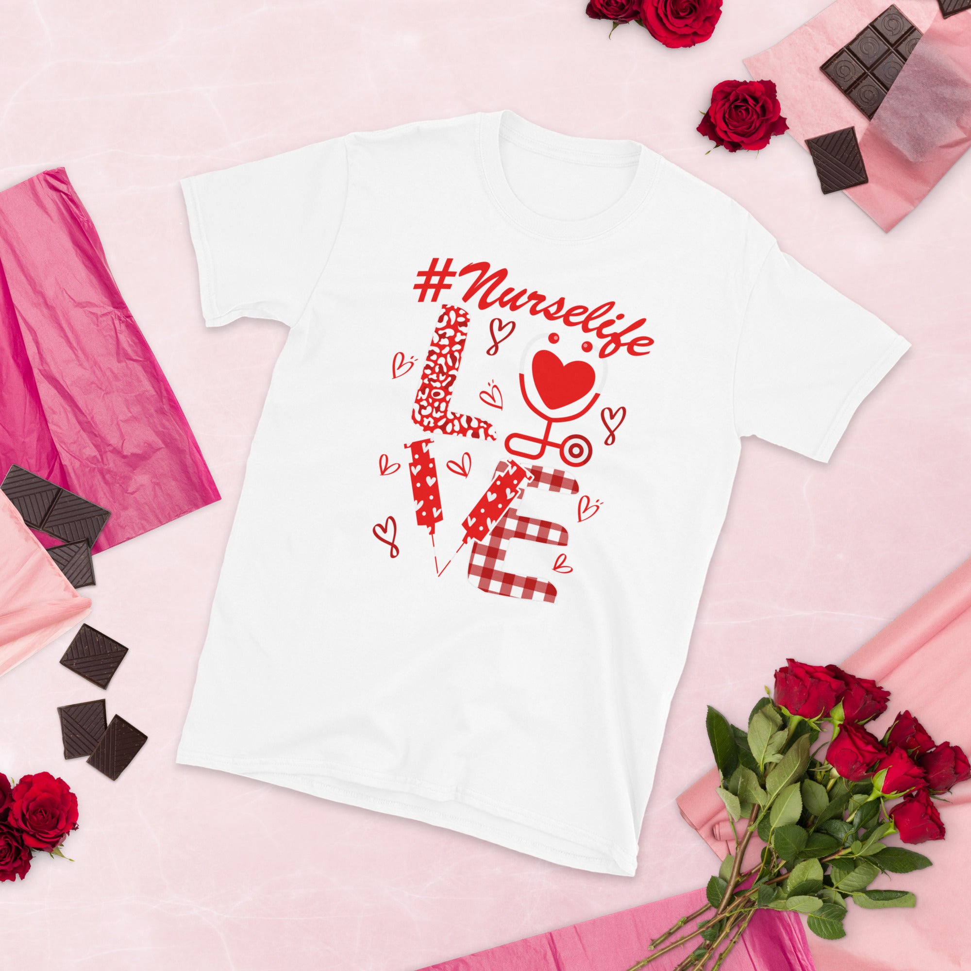 T-shirt de Saint-Valentin pour infirmière, Saint-Valentin pour infirmière, cadeaux pour infirmière, t-shirt de Saint-Valentin, étudiant en soins infirmiers, infirmière préférée de Cupidon, cadeaux pour infirmière autorisée