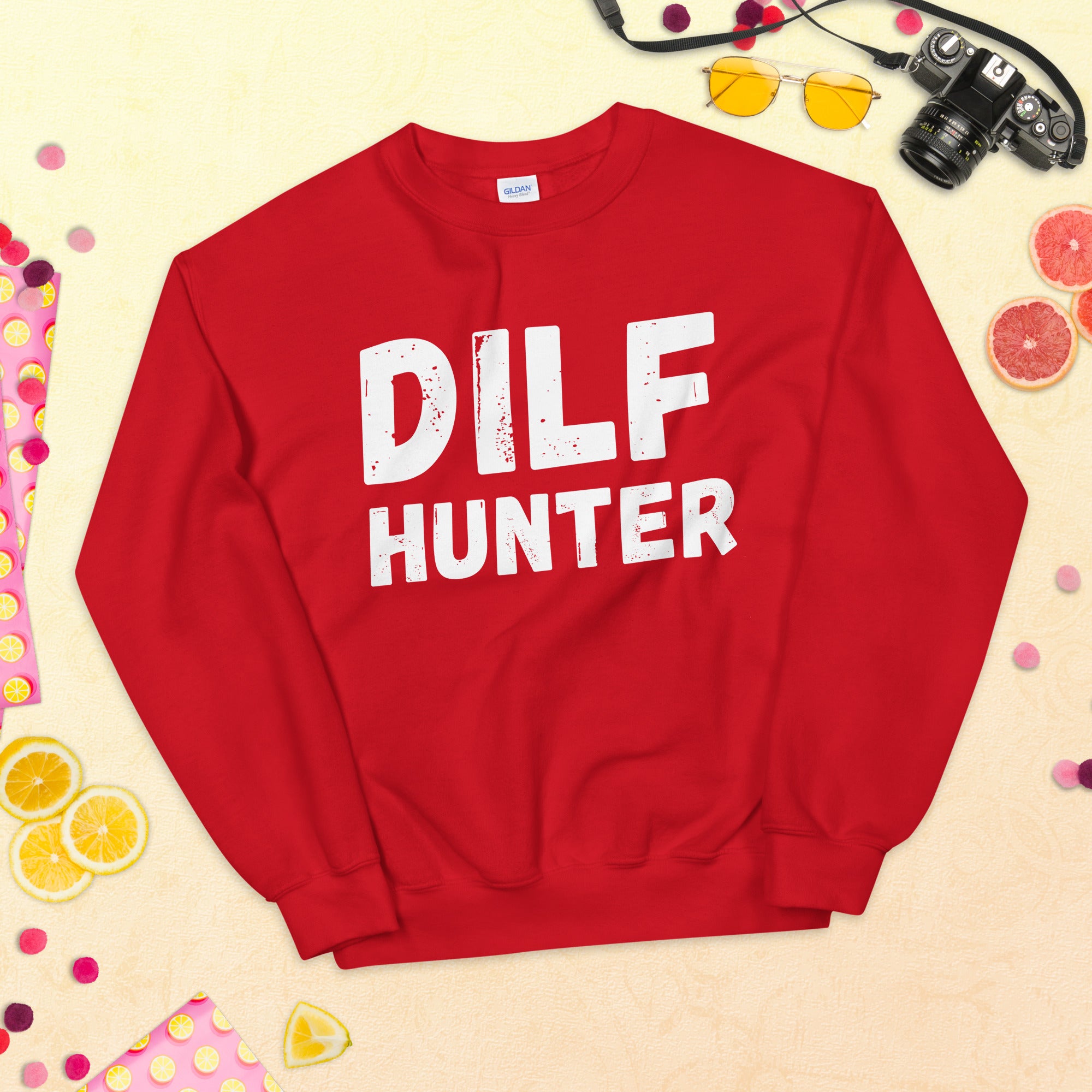 DILF Hunter, DILF Sweatshirt, Funny DILF Sweater, Dilf Shirt, Sarcastic Dad Gifts, R-Rated, I Love Dilfs, Funny Offensive Gifts - Madeinsea©